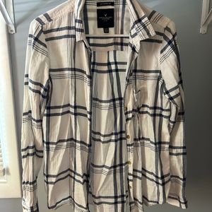 American Eagle button up